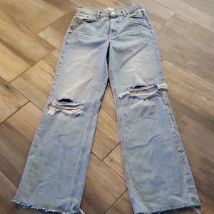 Zara ripped Jeans EUC light blue wash